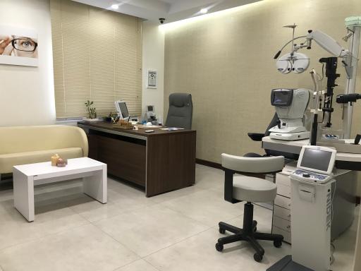 عکس مرکز اپتومتری و عینک روشا - لیلا کاظم خانی