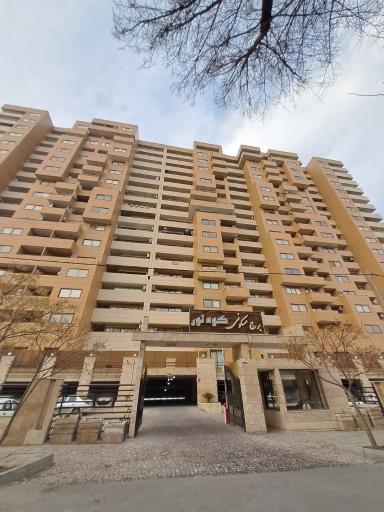 عکس برج مسکونی کوه نور