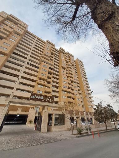 عکس برج مسکونی کوه نور