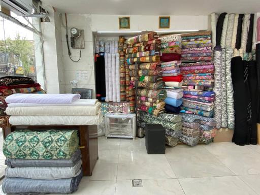 عکس پارچه سرای آراد 