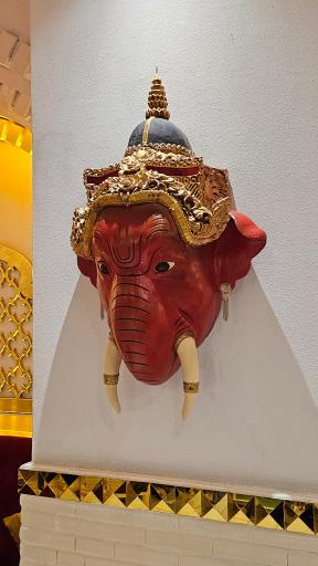 عکس رستوران هندی مهاراجه