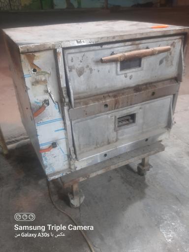 عکس ساندویچ و پیتزا چهارفصل