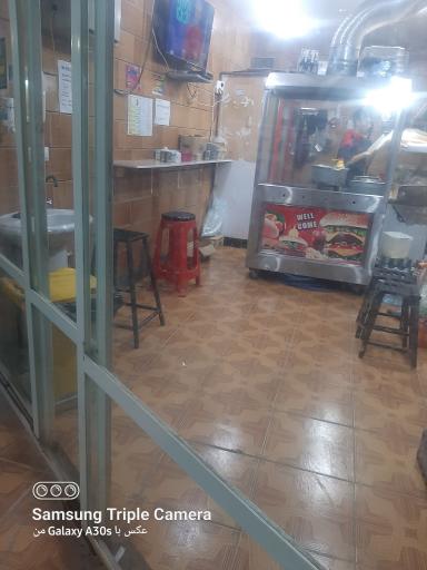 عکس ساندویچ و پیتزا چهارفصل