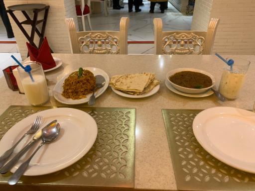 عکس رستوران هندی مهاراجه
