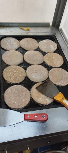 عکس فست فودخان سرا