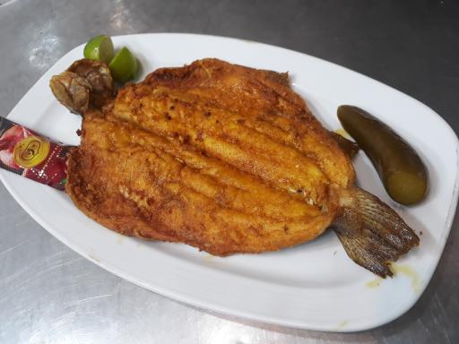 عکس رستوران حاج محمود