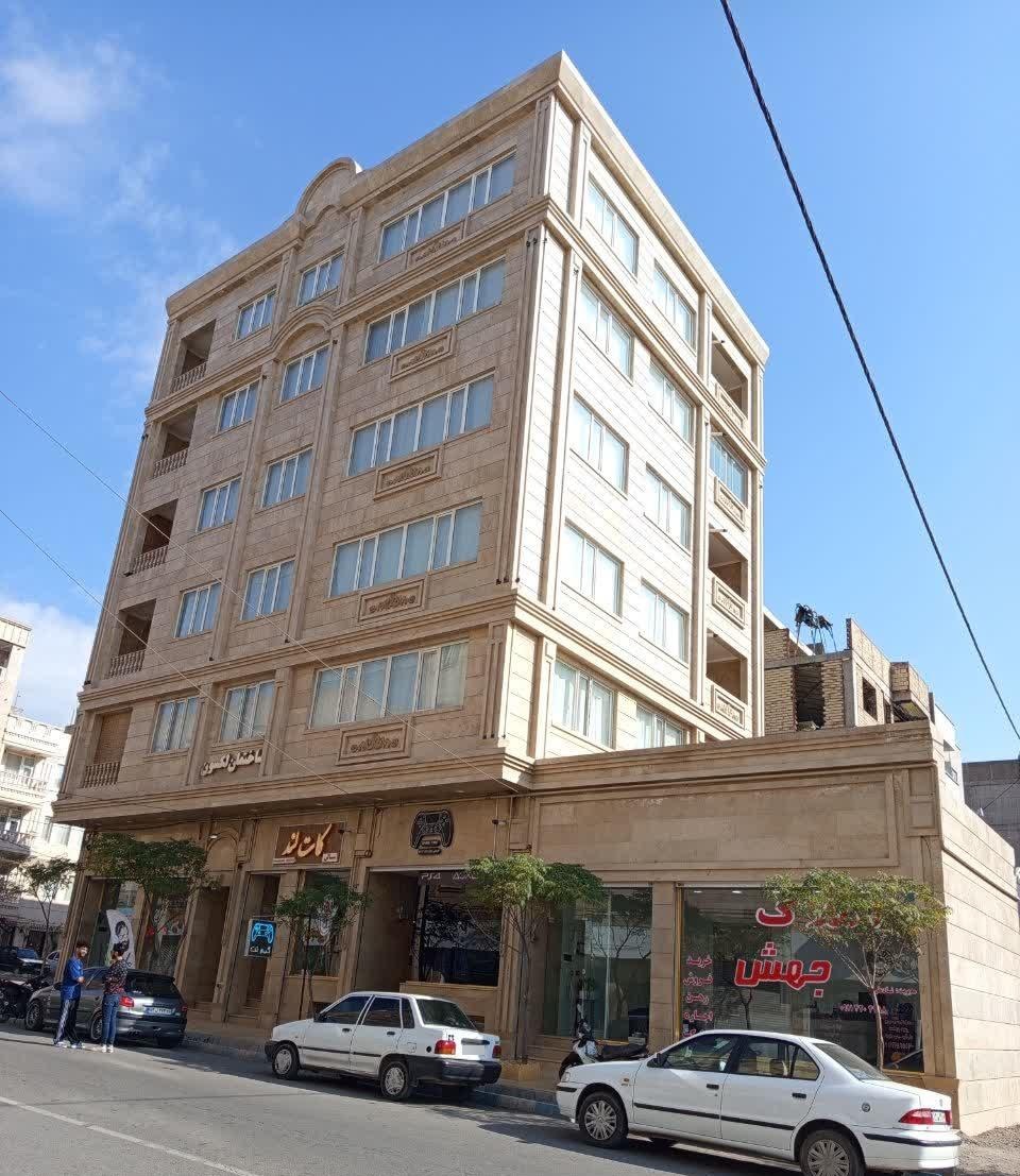 عکس دفتر املاک جهش