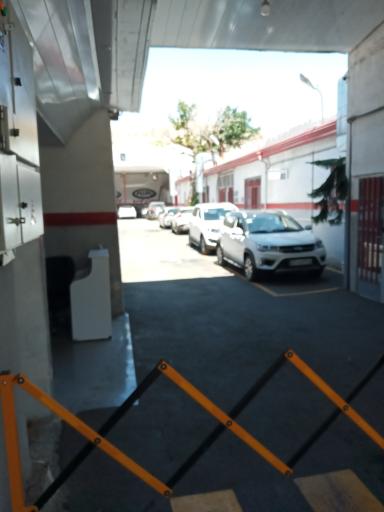 عکس نمایندگی خدمات پس از فروش مدیران خودرو کد 3681