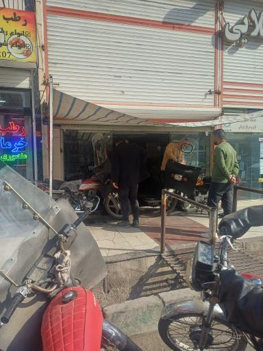 عکس تعمیرگاه موتور سیکلت سیفی