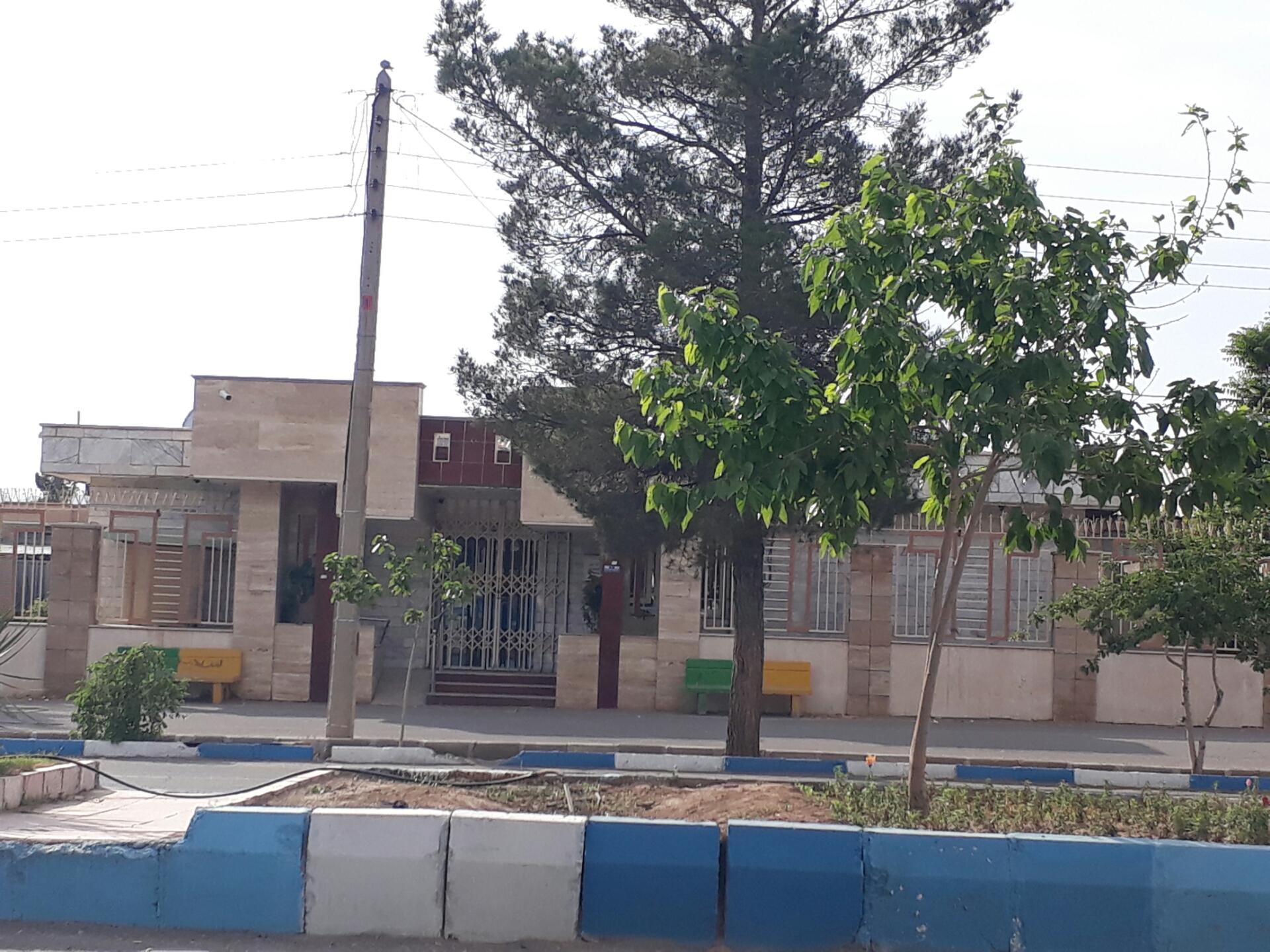 عکس بنیاد مسکن