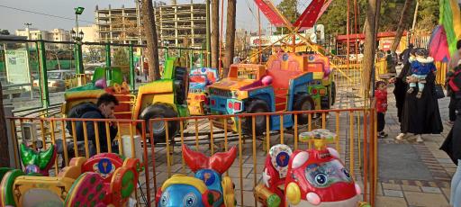 عکس شهربازی سرگرمی خانواده