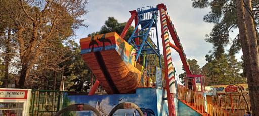 عکس شهربازی سرگرمی خانواده