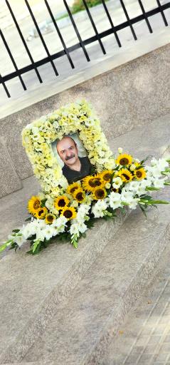 عکس گلفروشی گُلپَریش