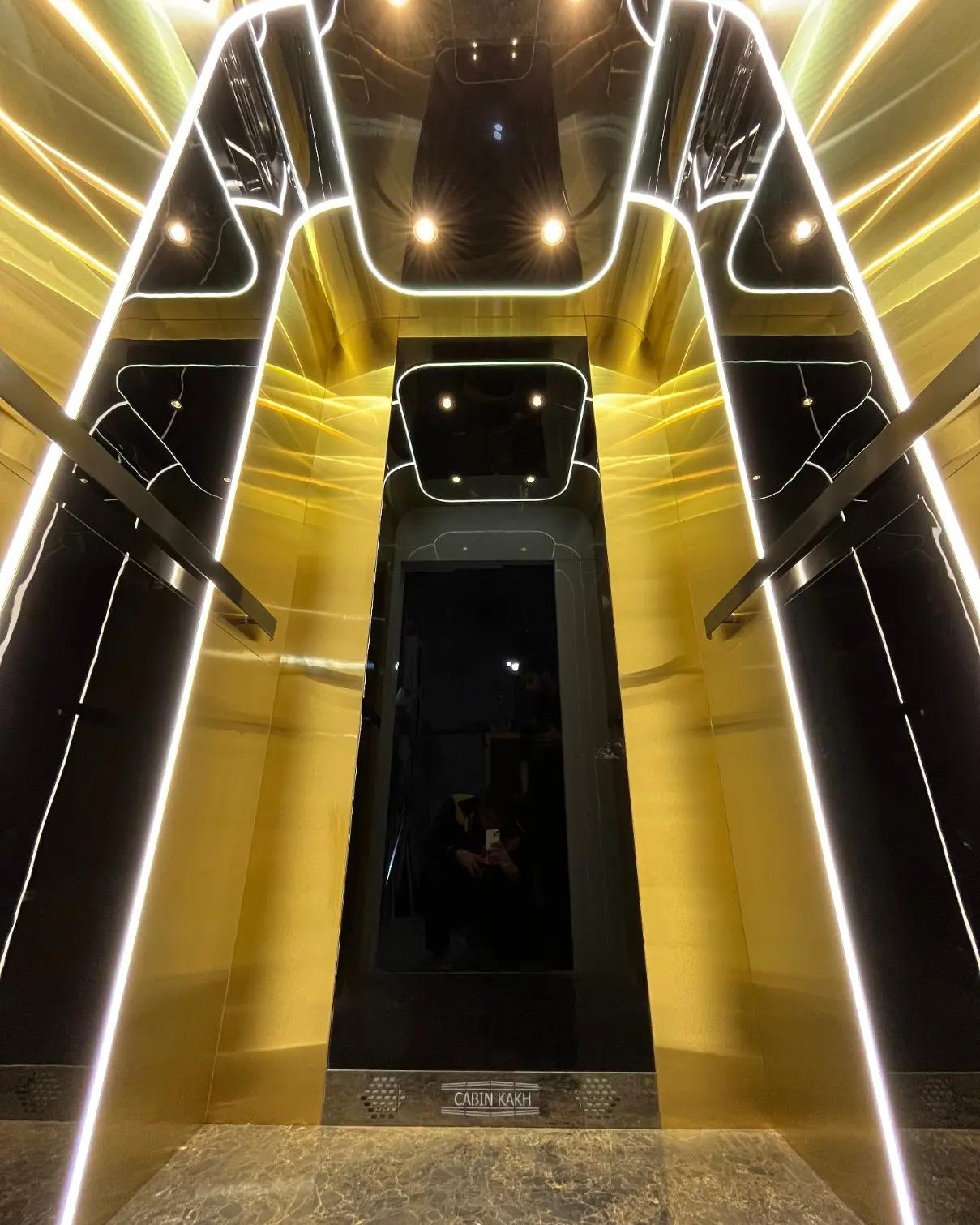 عکس کابین آسانسور کاخ 