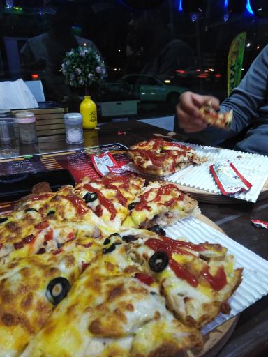 عکس فست فود آتا 