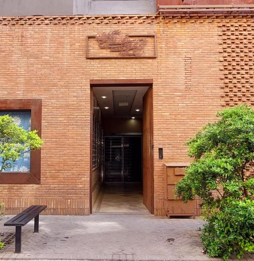 عکس مجتمع تجاری آذین