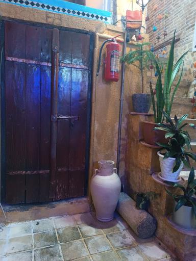 رستوران سنتی هفت پیچ