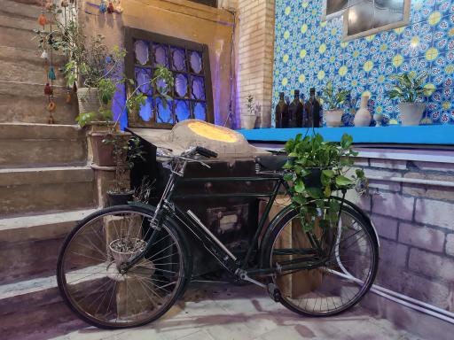 رستوران سنتی هفت پیچ