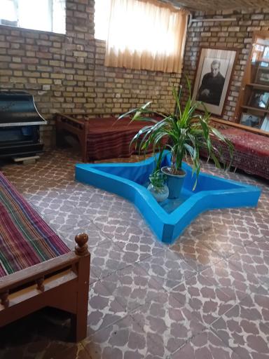 عکس خانه استاد شهریار