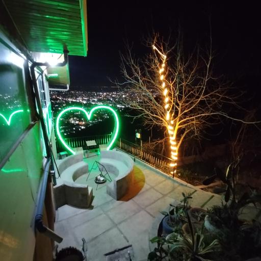 عکس کلبه بام شهر 