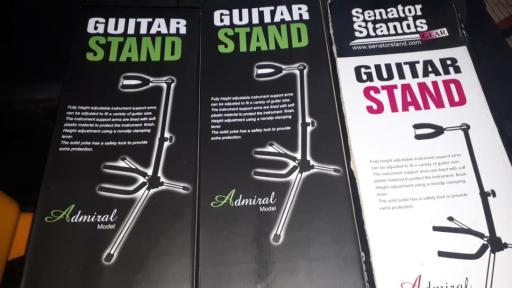 عکس لوازم موسیقی پائولو حمیدخان