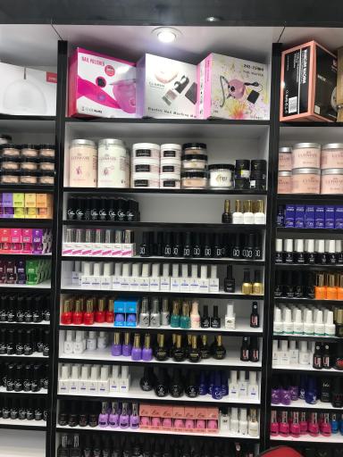 عکس فروشگاه لاوین گالری