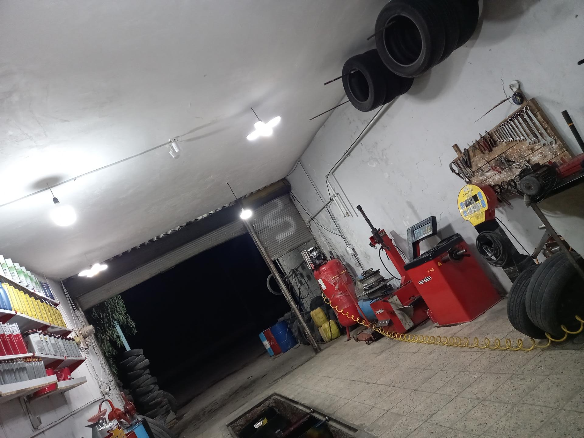 عکس آپاراتی و تعویض روغن محمد خساره