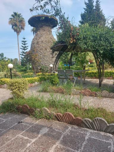 عکس هتل جهانگردی چلندر