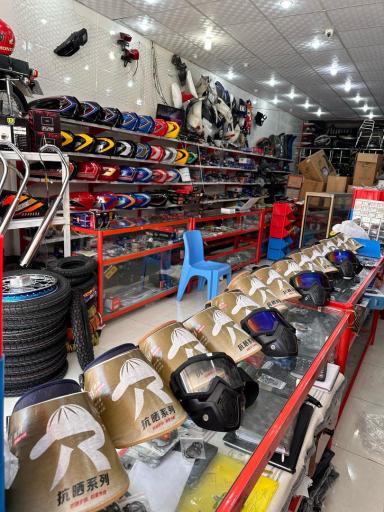 عکس فروشگاه هوندا پارت جوکار