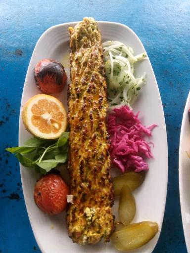 عکس رستوران باغ سهیل