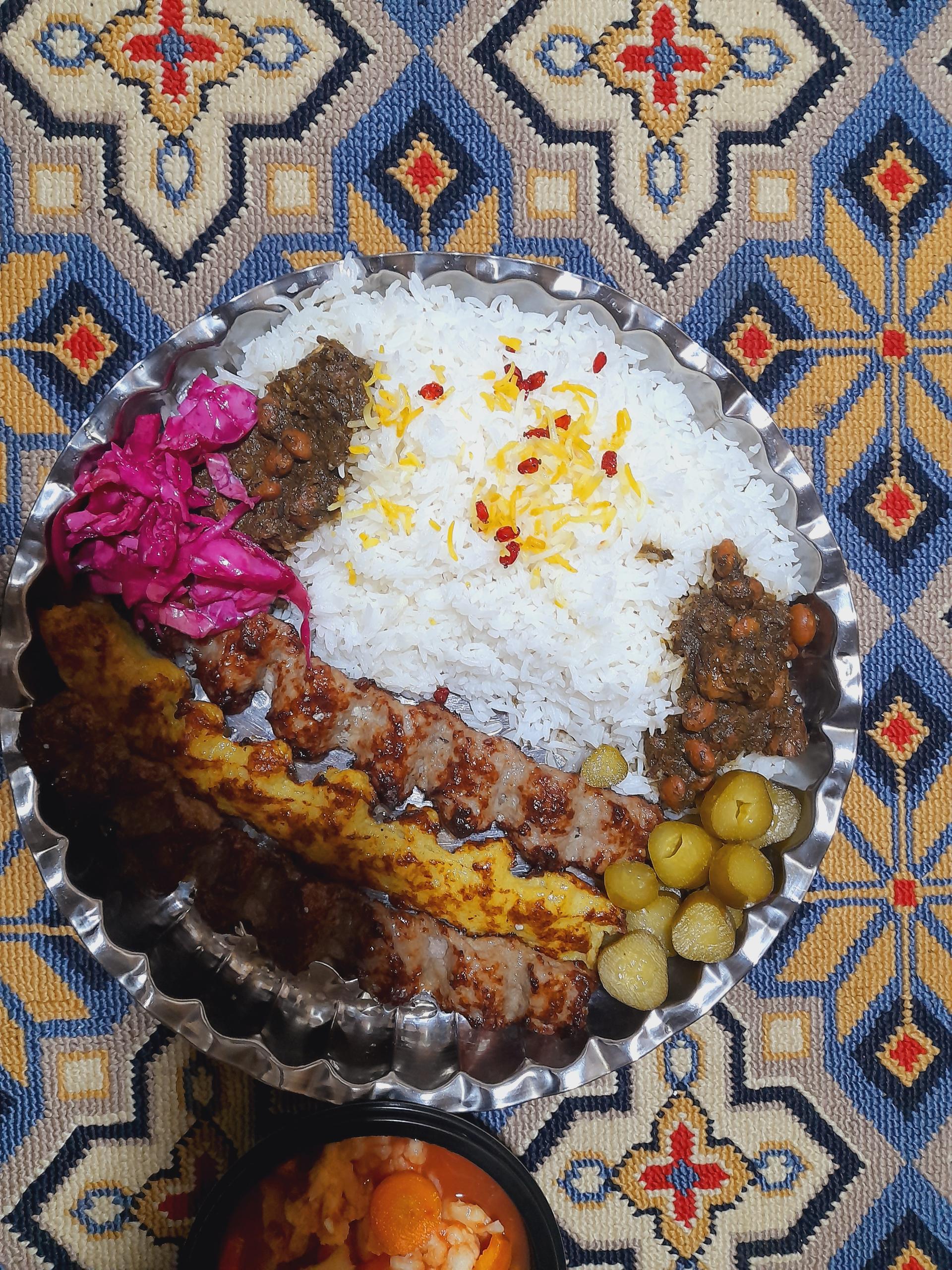 عکس رستوران همایونی