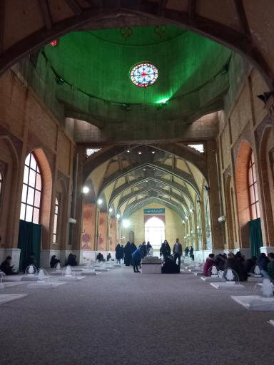 عکس مسجد هفتاد و دو تن