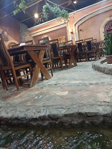 عکس رستوران سنتی شب های نطنز