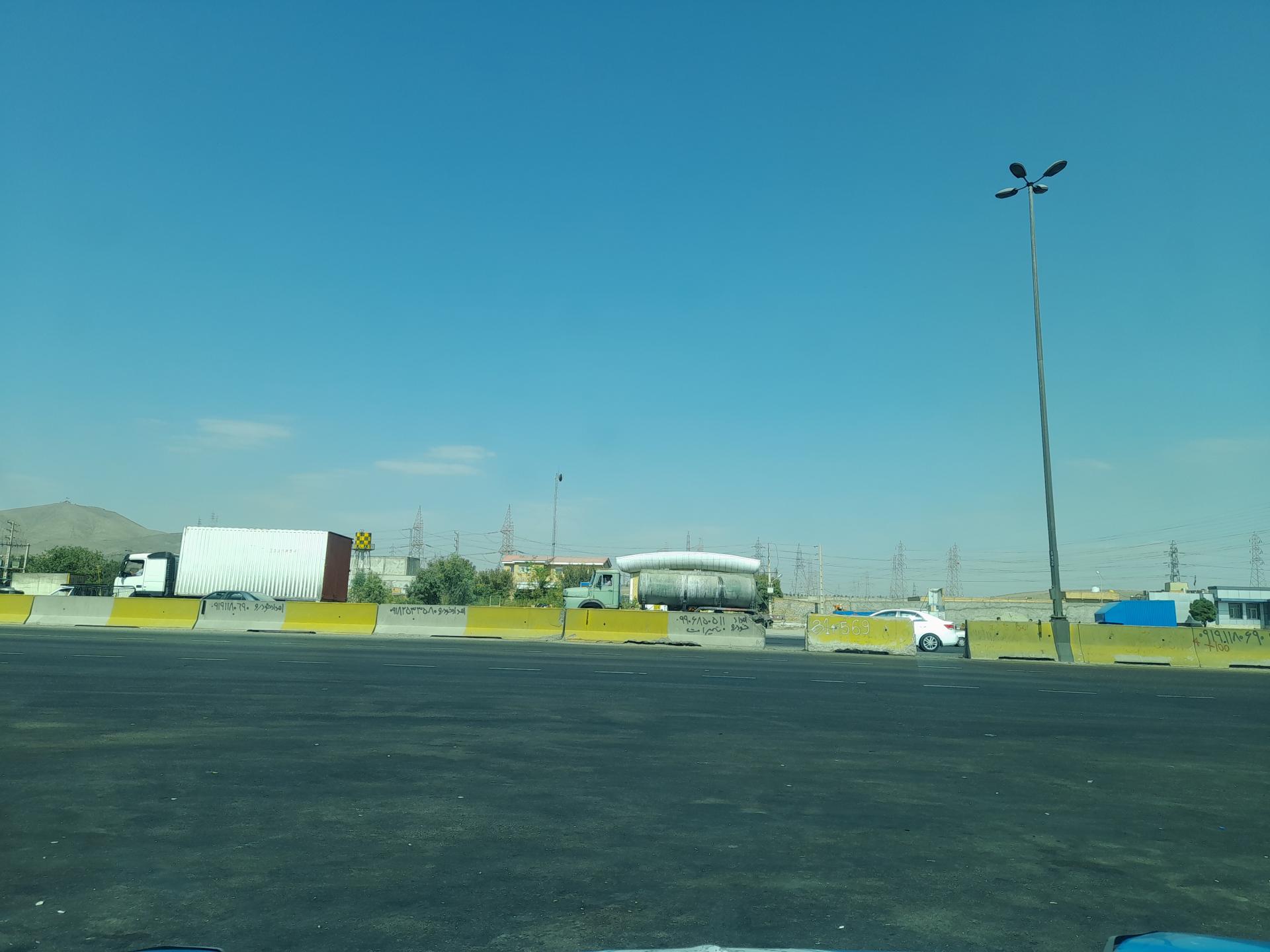 عکس راهدارخانه عوارضی دوم تهران ساوه