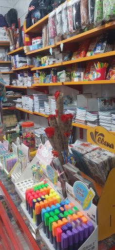 عکس پخش کتاب و لوازم التحریر حافظ