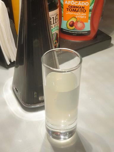 عکس کافه رستوران مان