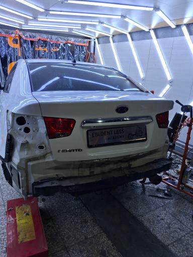 عکس مرکز تخصصی صافکاری پی دی آر