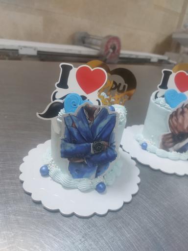 عکس شیرینی سرای برقراری