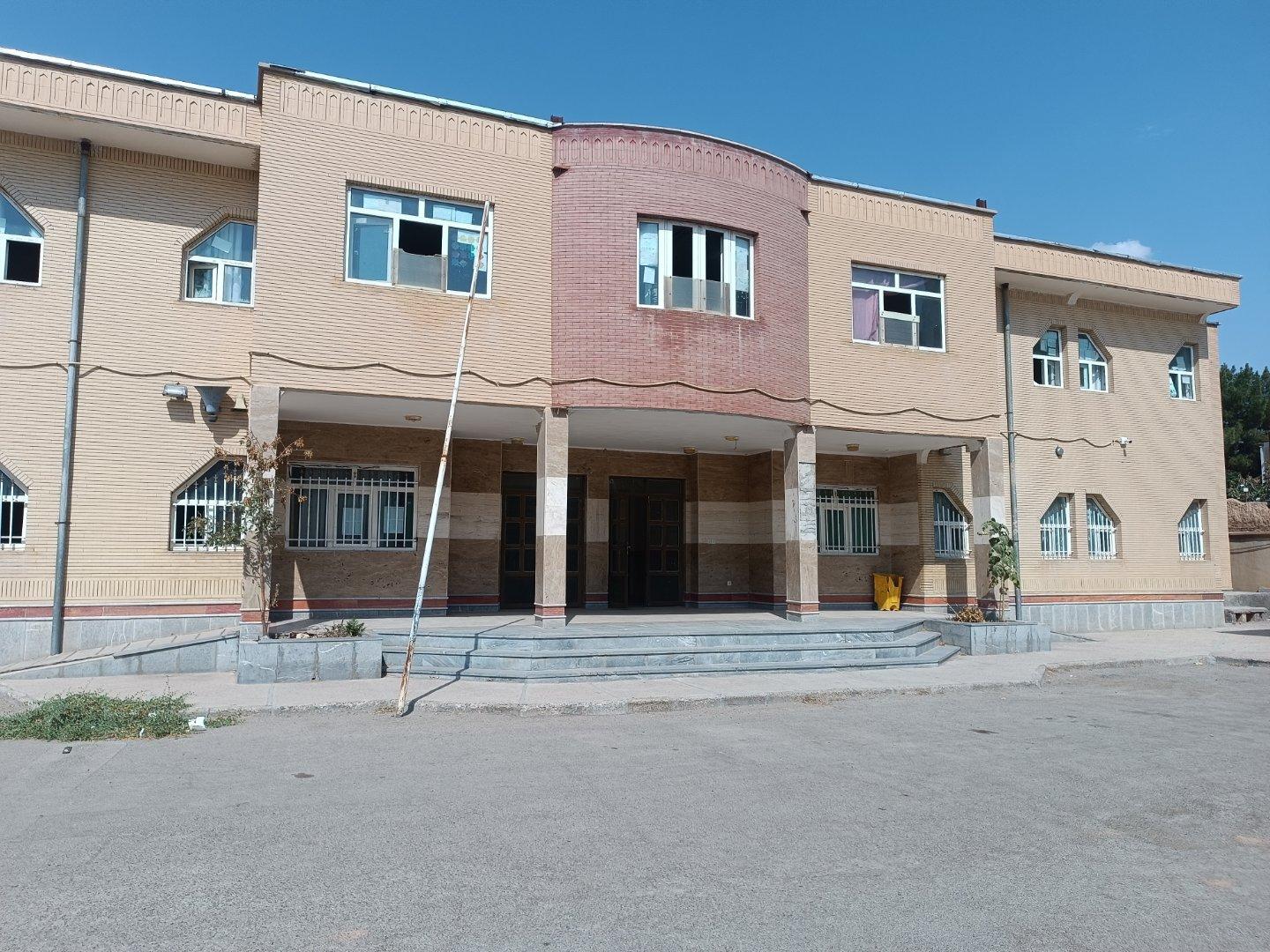 عکس دبیرستان حضرت زینب (س)