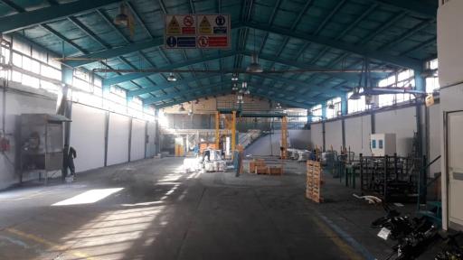 عکس نقاشی صنعتی ساختمانی و سندبلاست خاوران