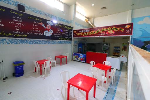 عکس استخر فیروزان شهر ری
