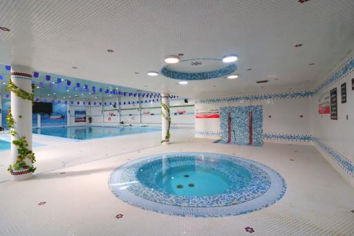 عکس استخر فیروزان شهر ری