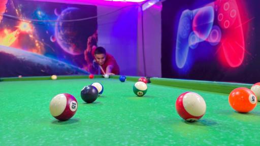 عکس گیم نت و بیلیاردی ایت کلاب