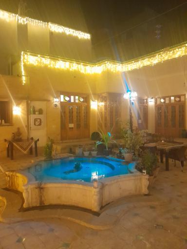 عکس اقامتگاه سنتی سلطانی