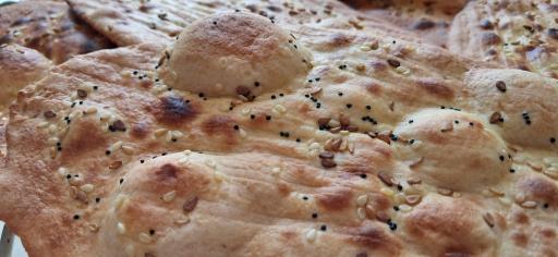 عکس کلوچه پزی امید