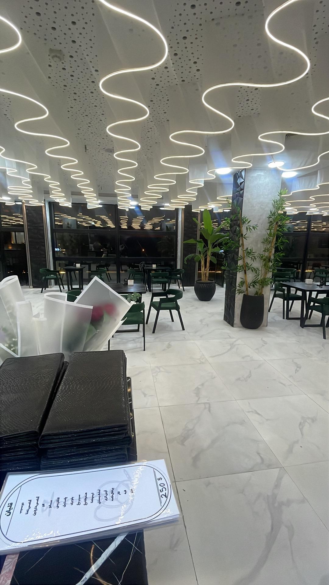 عکس کافه و رستوران دی اچ