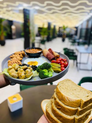 عکس کافه و رستوران دی اچ