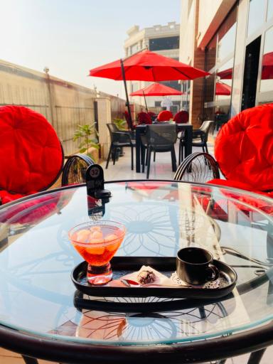 عکس کافه و رستوران دی اچ