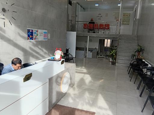 عکس درمانگاه ولیعصر