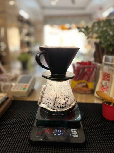 عکس فروش و پخش قهوه و شکلات (Roast) 